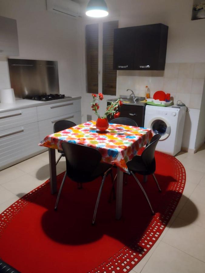 Апартаменти Cinque Terre Station House Ла-Спеція Екстер'єр фото